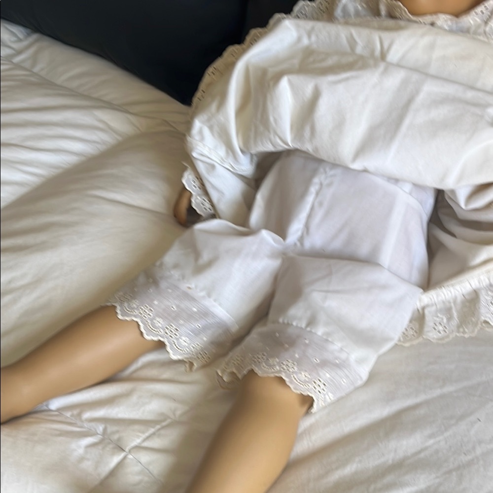 Victorian Doll - Picture 6 of 8